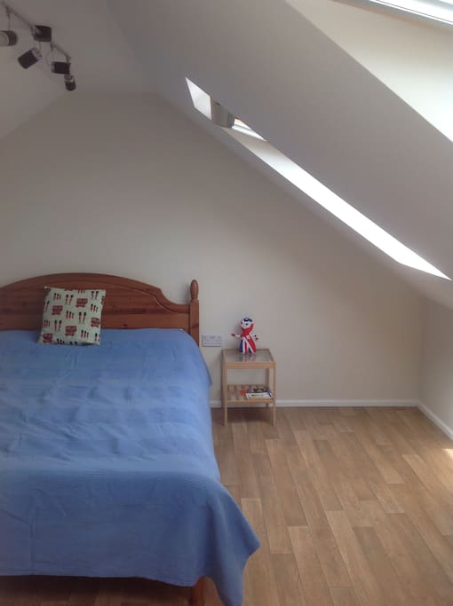 Our brand new loft room for you!
A double bed + 2 single beds plus a travel cot or a small camp bed can be added.