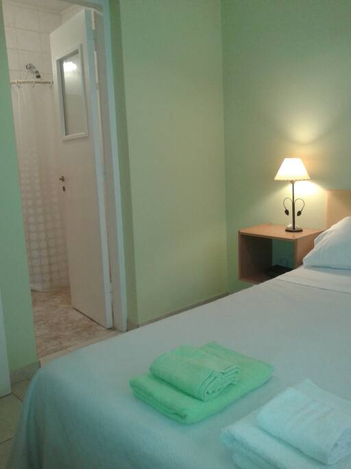 otra vista del dormitorio