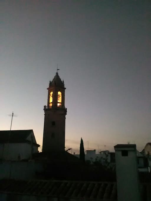 vita de la iglesia de san andres desde la azotea