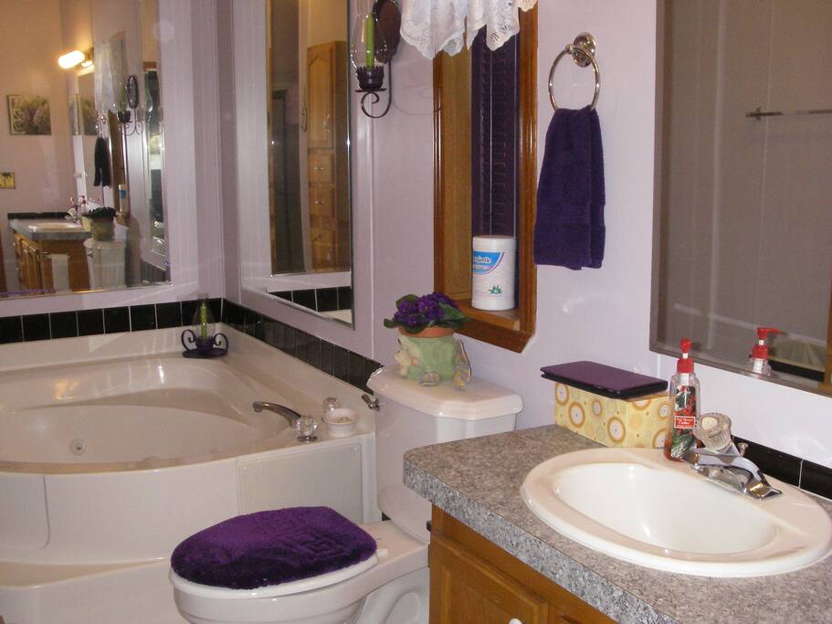 whirlpool tub