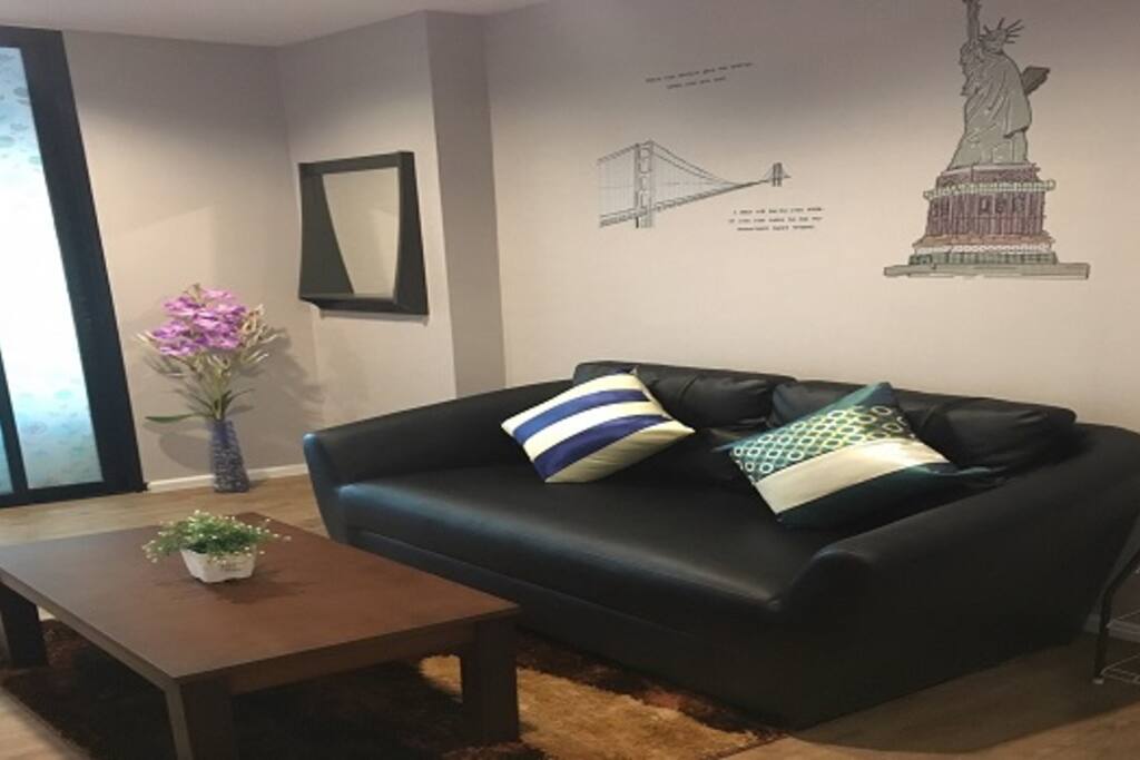 ห้องนั่งเล่น (Living room)