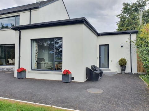 Springhill Lodge Hillsborough self contained annex