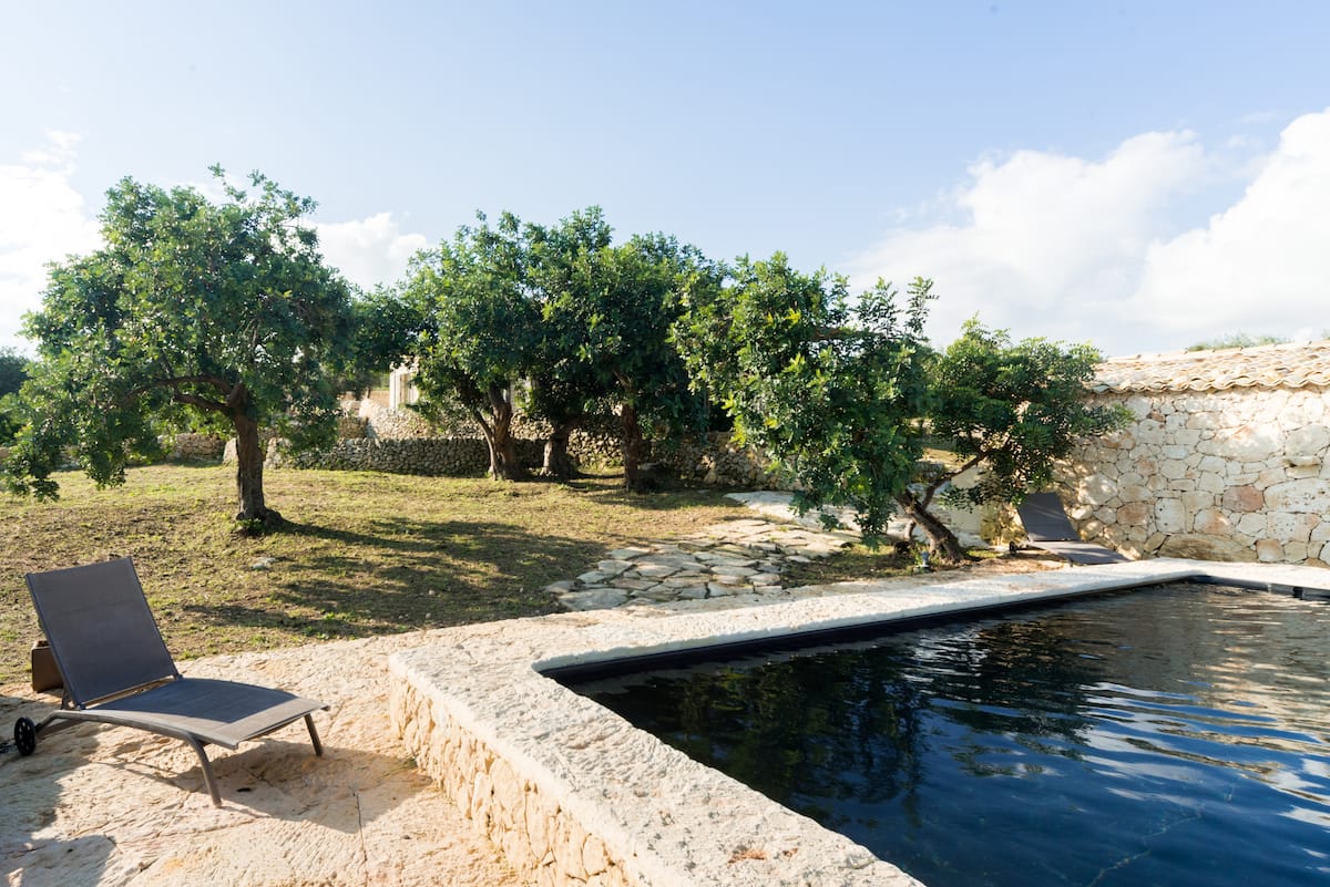 Stone House Airbnb — photo 1