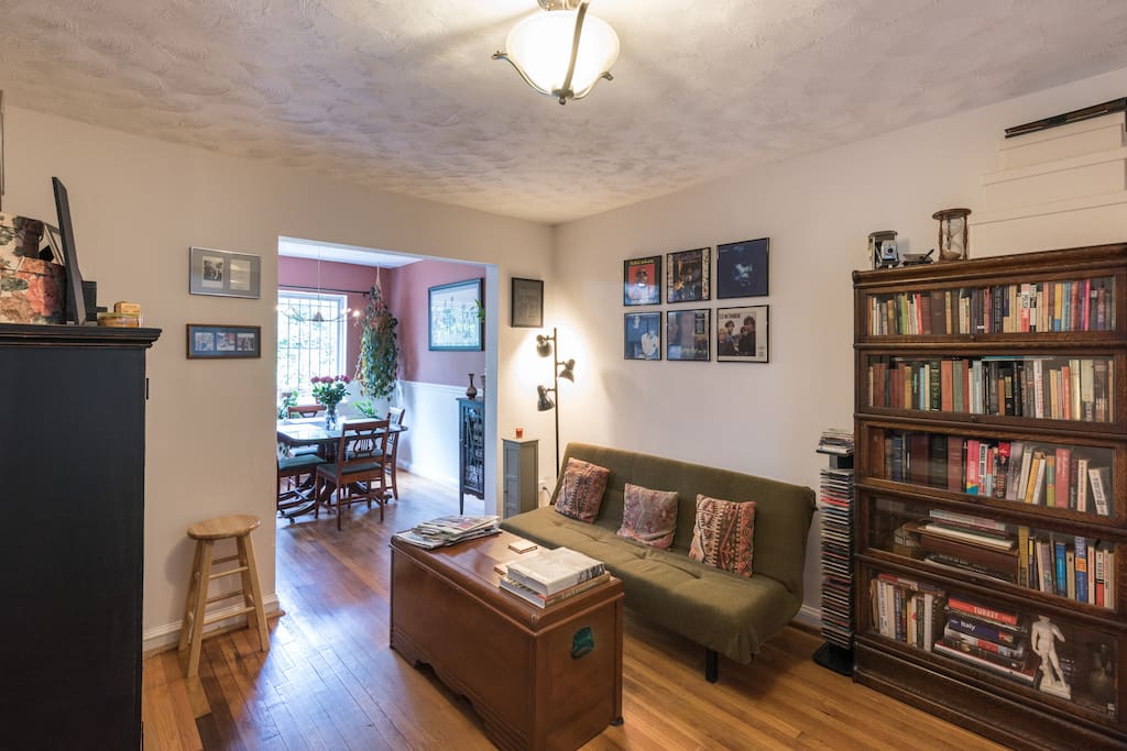 Living room and dining room common areas