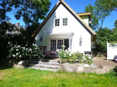 With a fireplace: Vacation home Wiesenblick