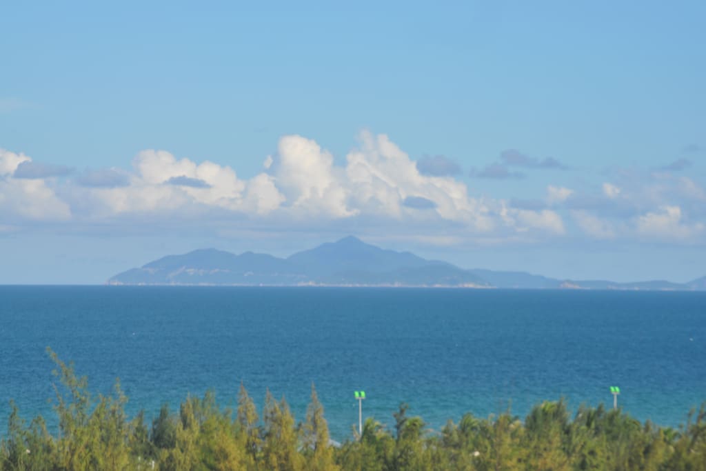 Cham Island