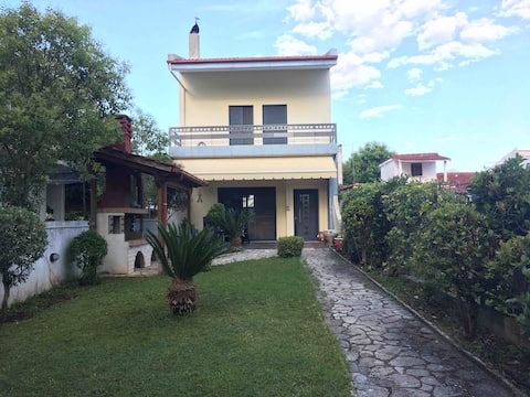 Villa Vasiliki Achladi near the sea