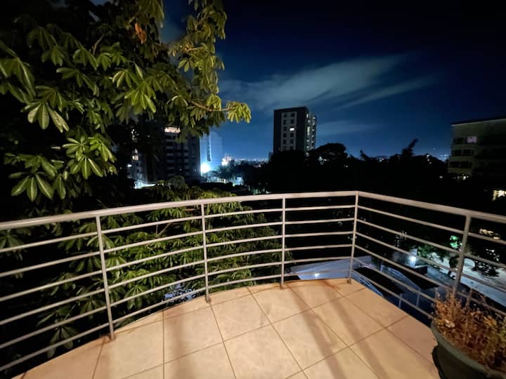 Beautiful cozy Apartment San Benito San Salvador. Condominiums for