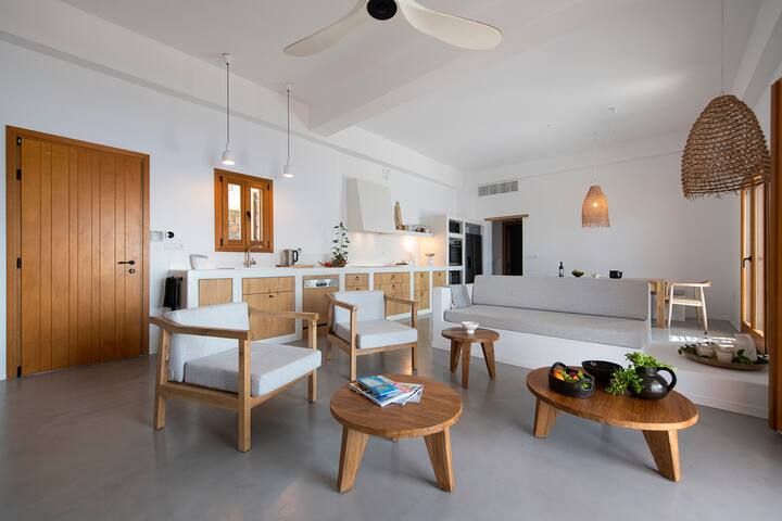 K2 The Ultimate Villa Kalymnos gallery image 2