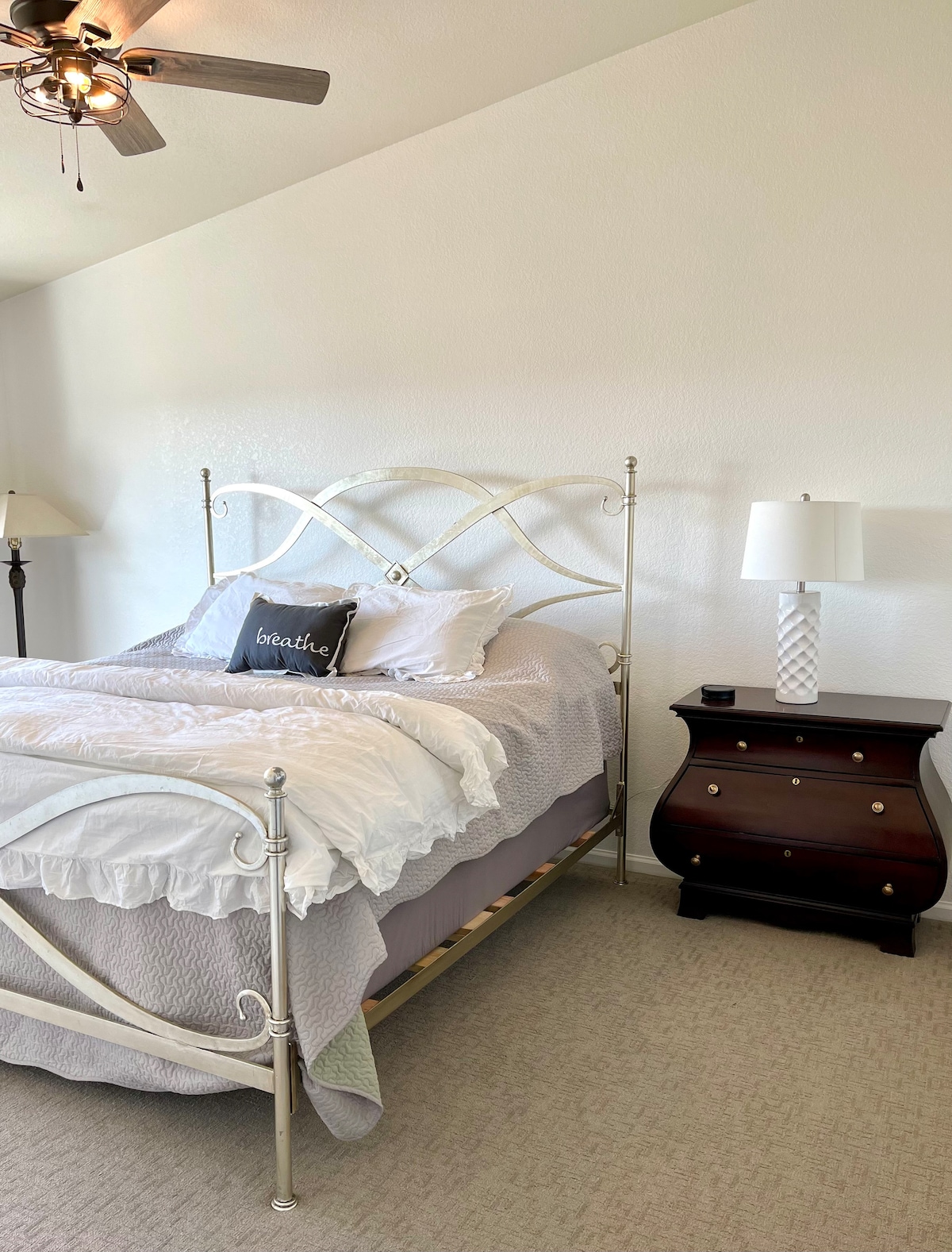 Главна спална соба