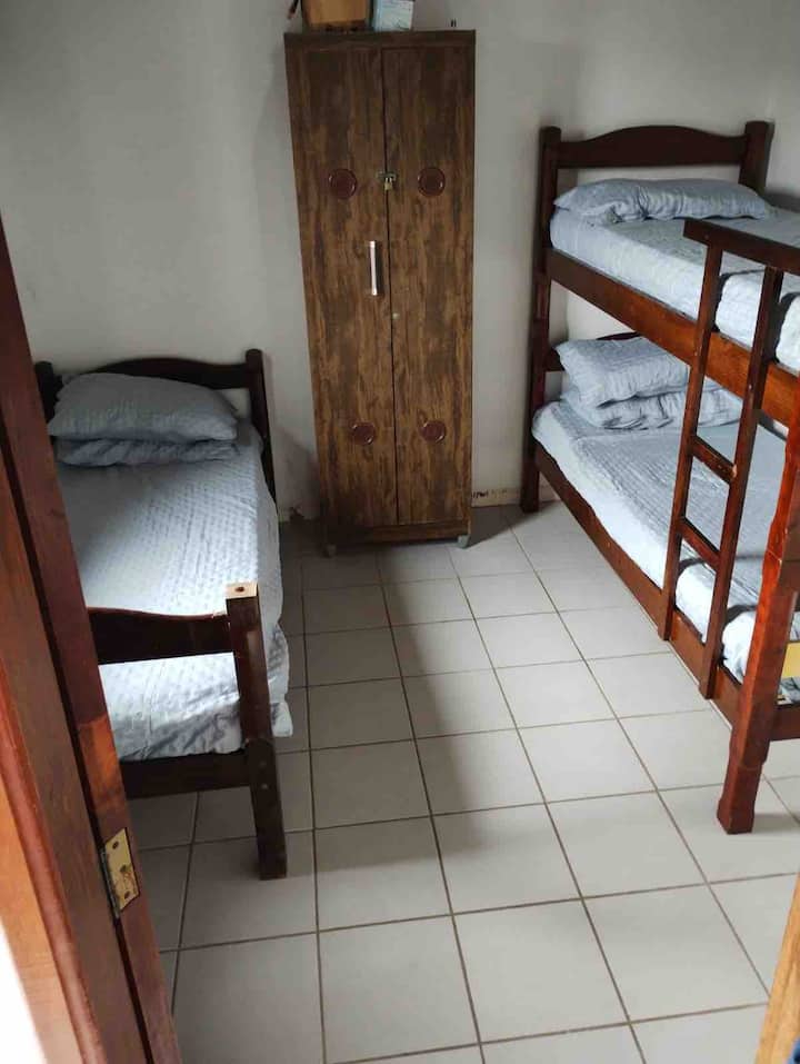 غرفة النوم 2