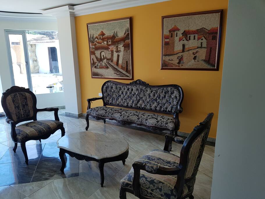 Sala de estar en el lobby