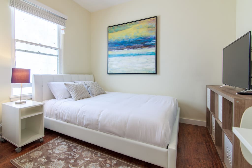 Queen size memory foam - heavenly!