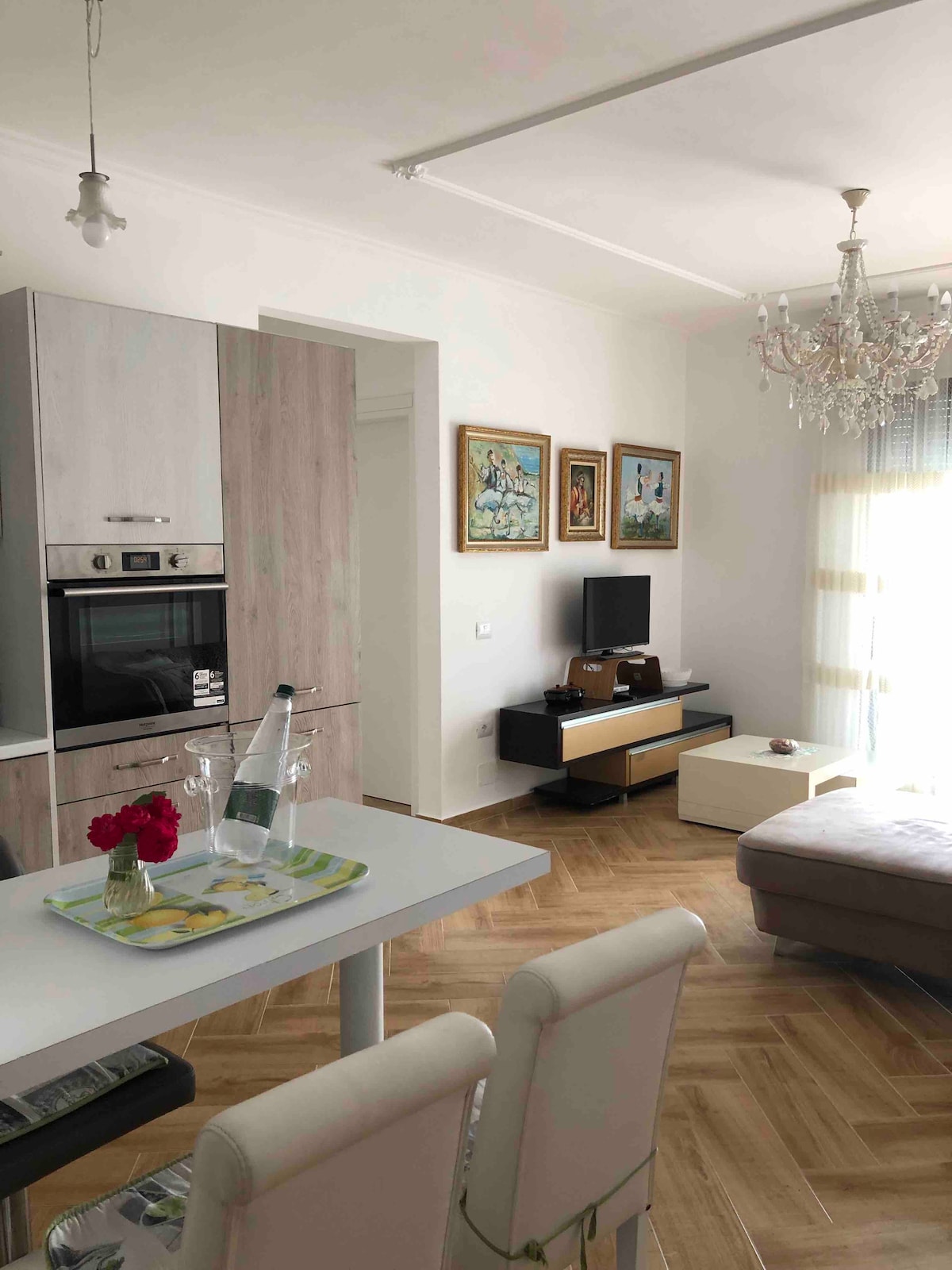 Listing 912651472438561922