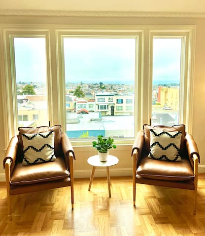 Modern Home, Ocean Views & Yard, Walk to GG Park