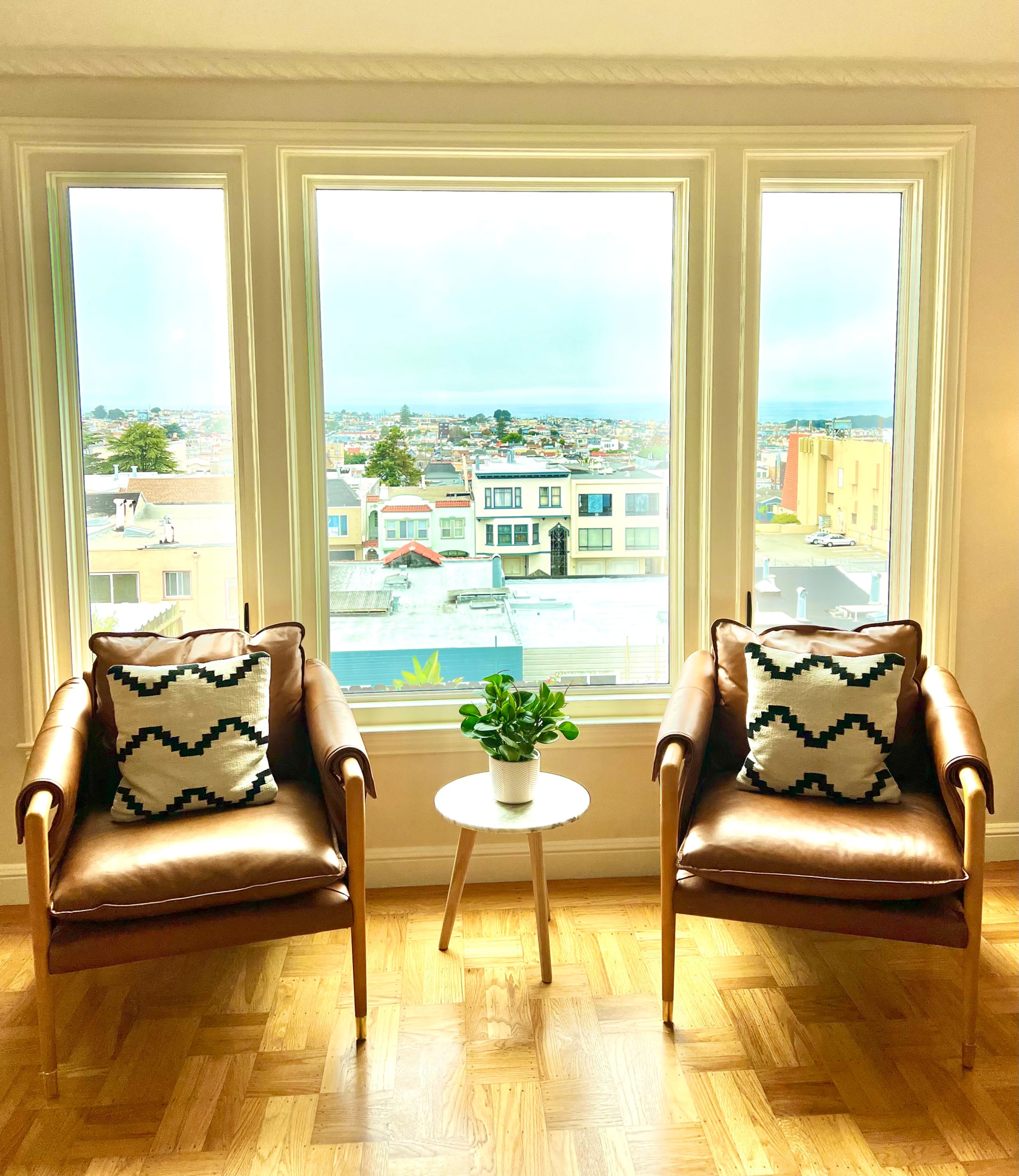Home in San Francisco · ★5.0 · 2 bedrooms · 3 beds · 1 bath - Image 1