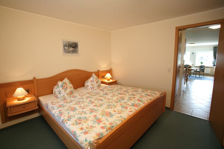 Ferienwohnung/App. für 4 Gäste mit 60m² in Winterberg (76135)