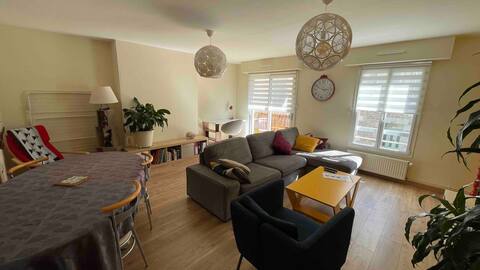Propriété Airbnb réussie: Cozy City Center Apartment à Dinan