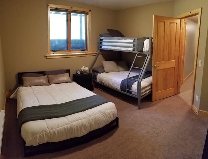 Უფრო დაბალი დონის საძინებელი