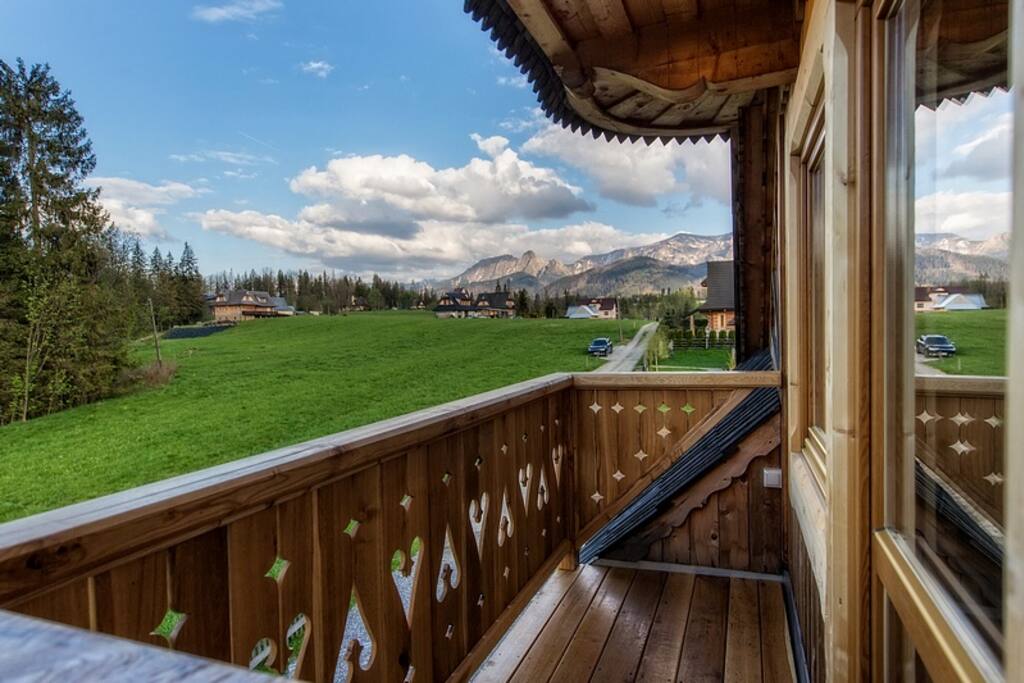 Balkon z widokiem na góry