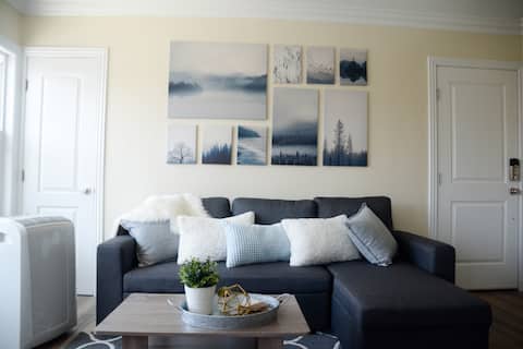 Suite in Silver Lake Echo Park w/Parking - Unit A