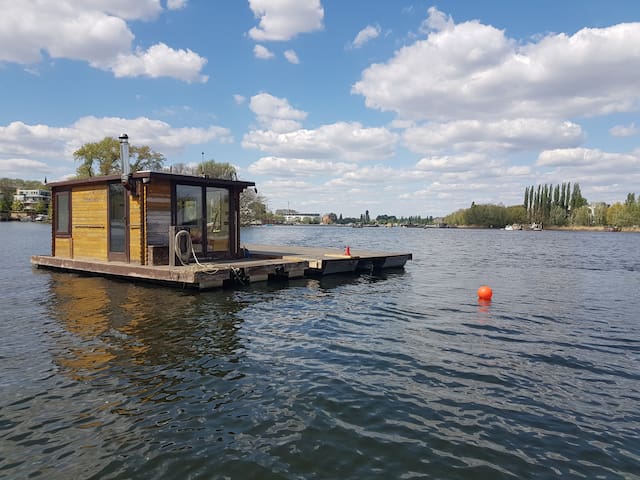 Gemutliches Hausboot Fahrbar Mit Kamin Hausboote Zur