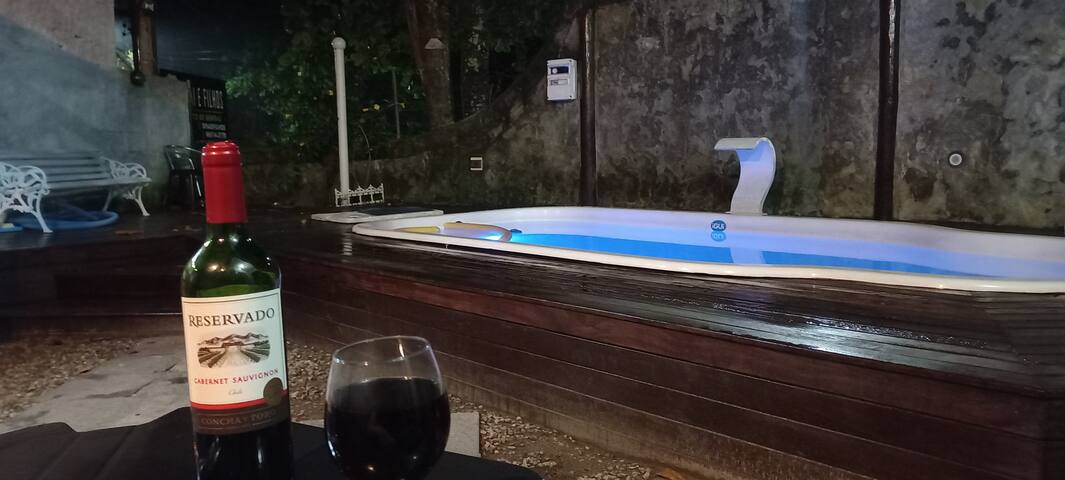 Casa completa até 10 pessoas só trazer as malas! gallery image 2