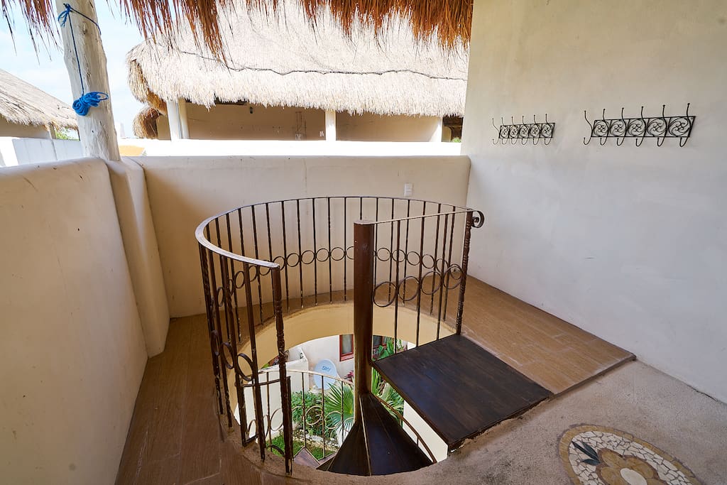 Entry from spiral stairs