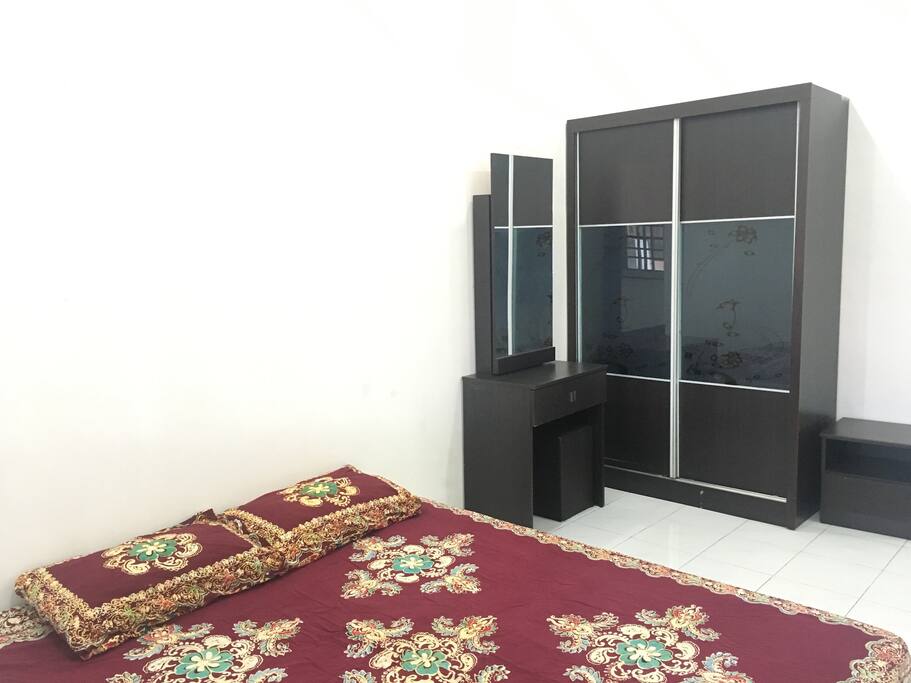 Room 1 Including aircon and ceiling fan