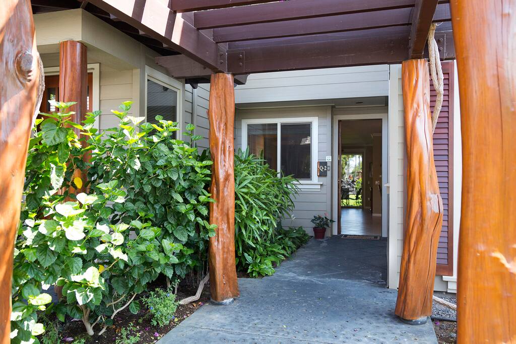 Front door entrance Q-2 is a ground floor Easy access No Stairs
