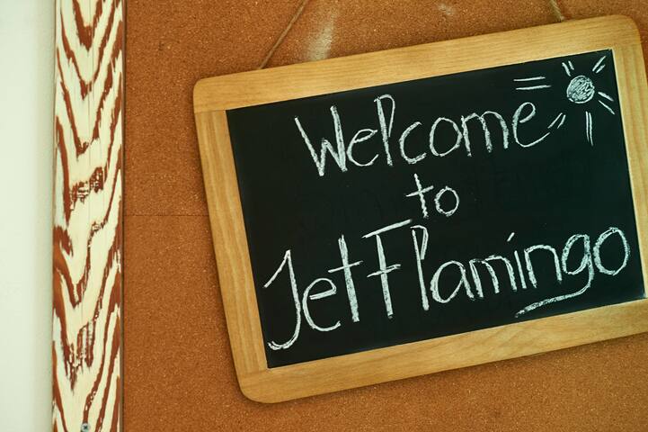 Jet Flamingo: Rockstar Villa gallery image 5