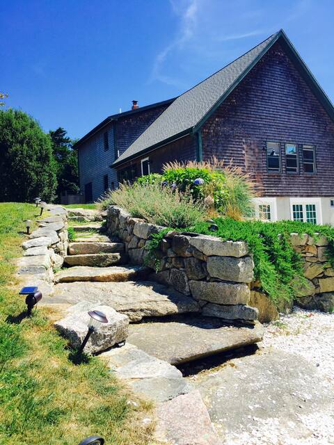 Beach Home – Family Friendly - Solar Powered