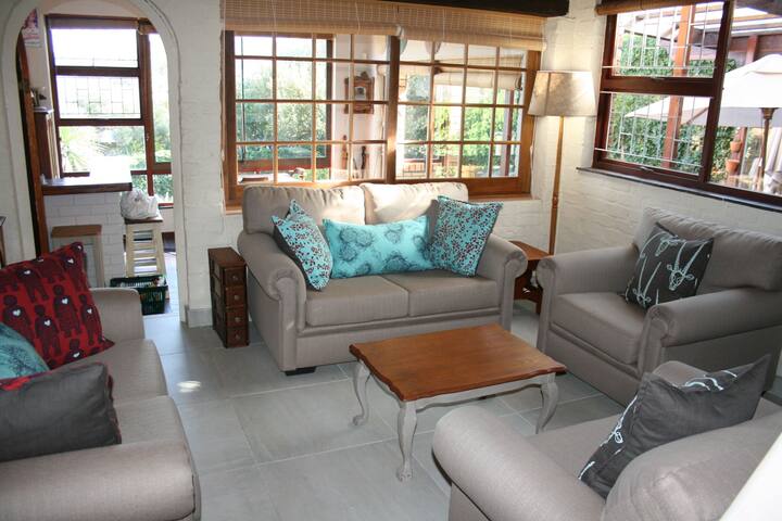 Charming country family style gallery image 3