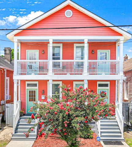 Enchanting Uptown Getaway gallery image 2