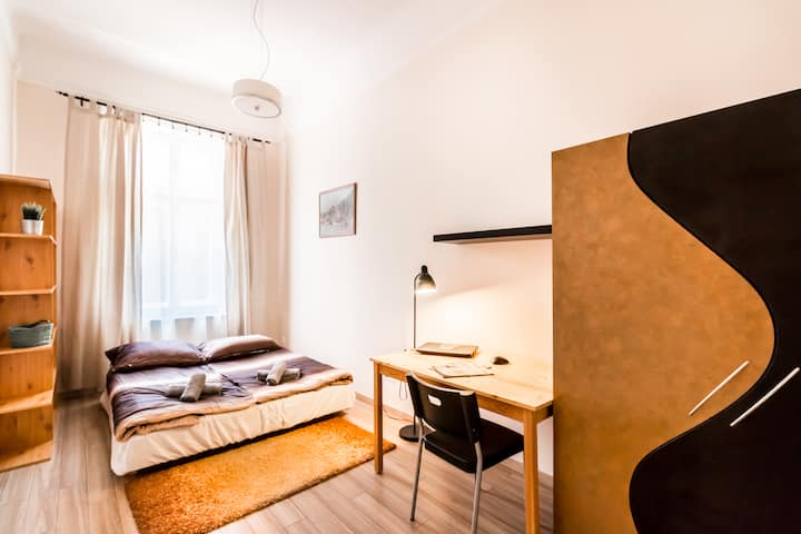 غرفة النوم 2