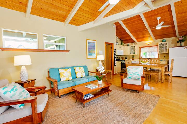 Napili Hale, Kama’aina Beach House gallery image 2