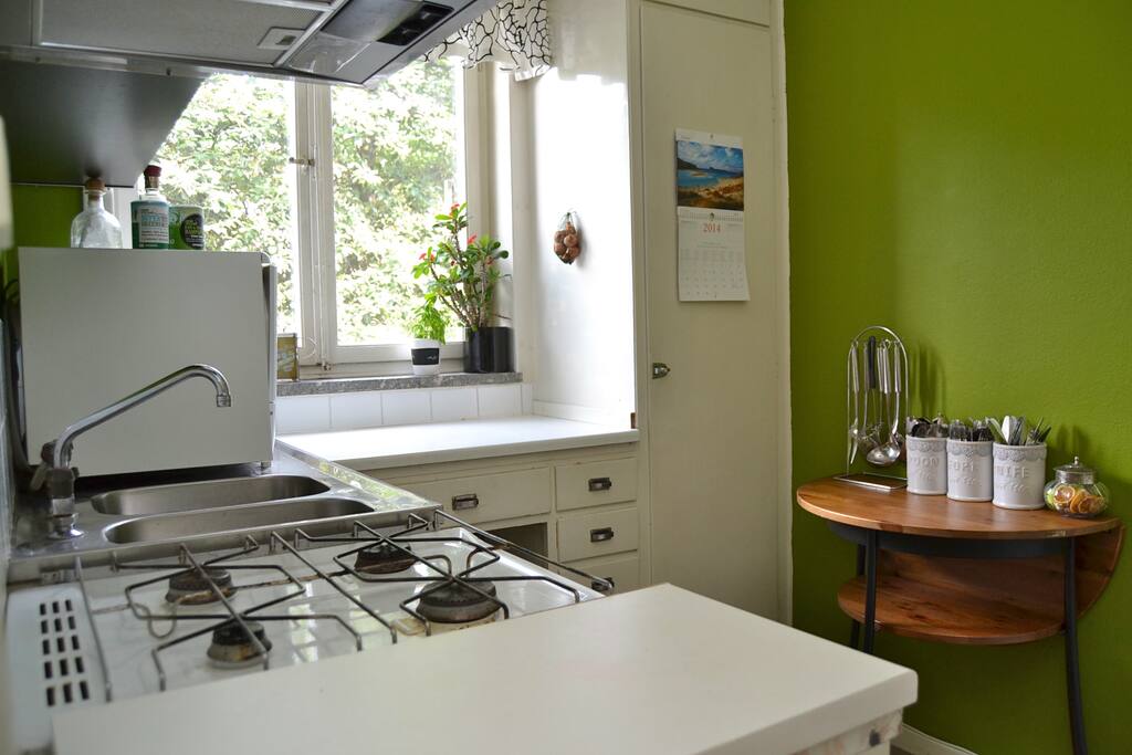 Fully equipped kitchen
