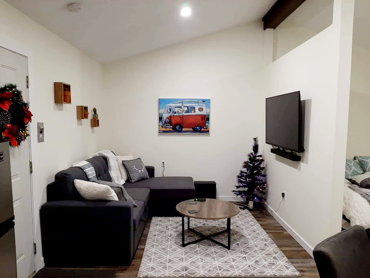 Guesthouse on the shores of Lake Erie Guest houses for Rent in