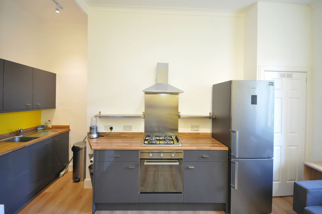 All mod-cons dinning kitchen.
