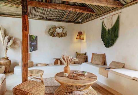 Haol fully captures the sky; Bali in Korea, Jacuzzi, private house, new accommodation