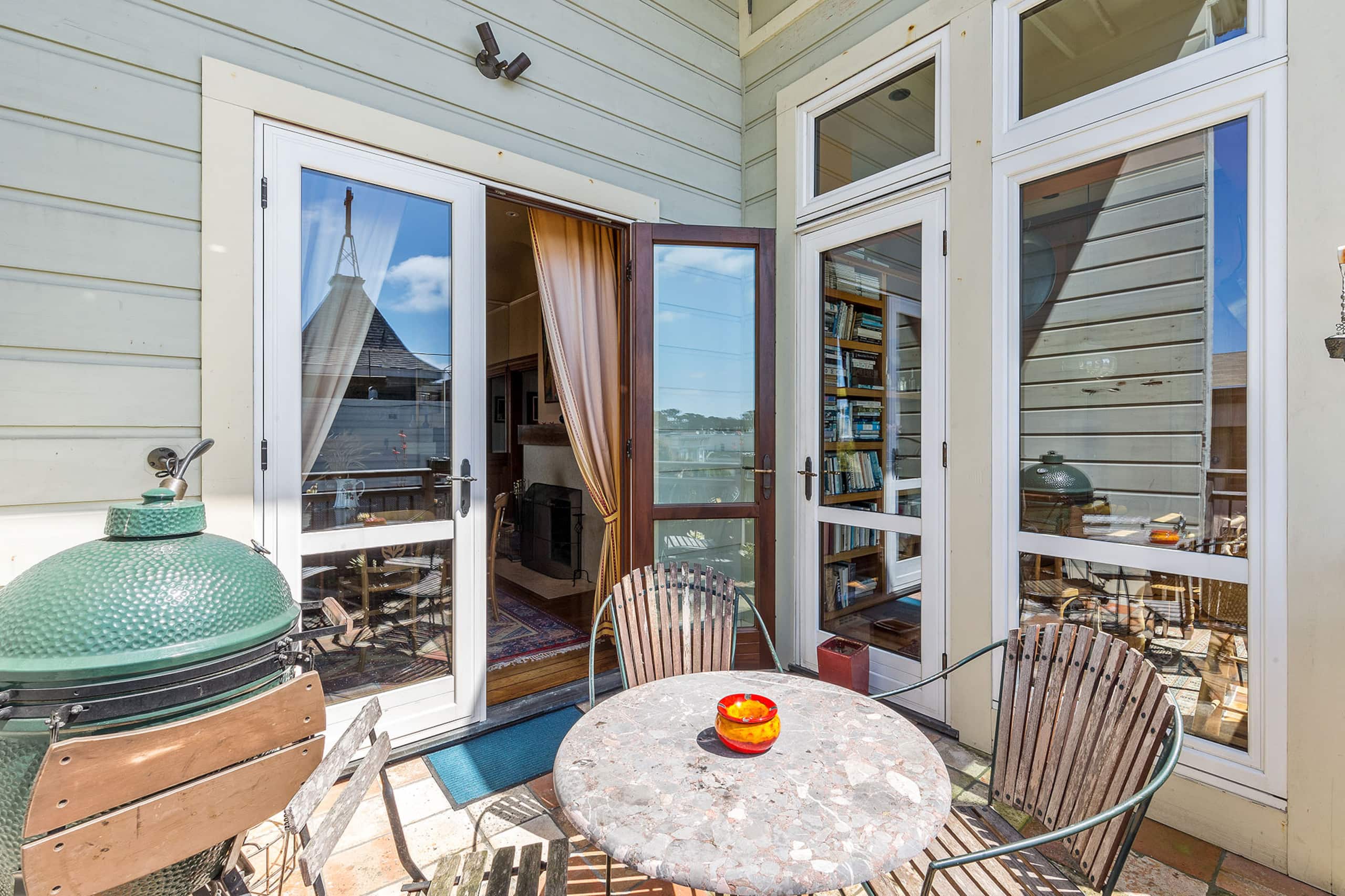 Condo in San Francisco · ★4.96 · 3 bedrooms · 3 beds · 1 bath - Image 40