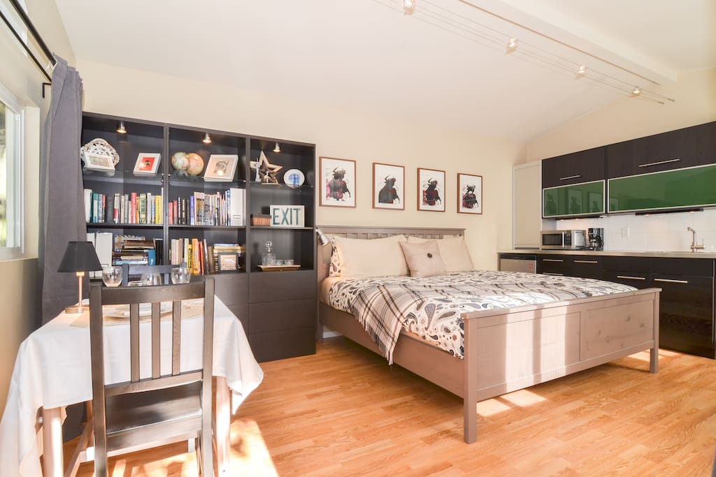 Guest House in Madison Valley Guesthouses for Rent in Seattle