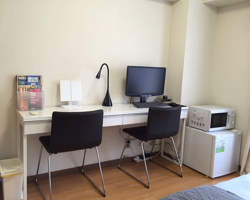 Spacious work space
