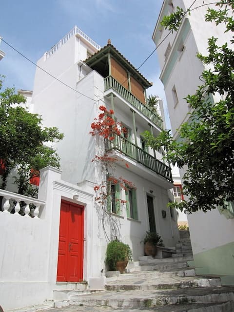 Beautiful Town House in Skopelos