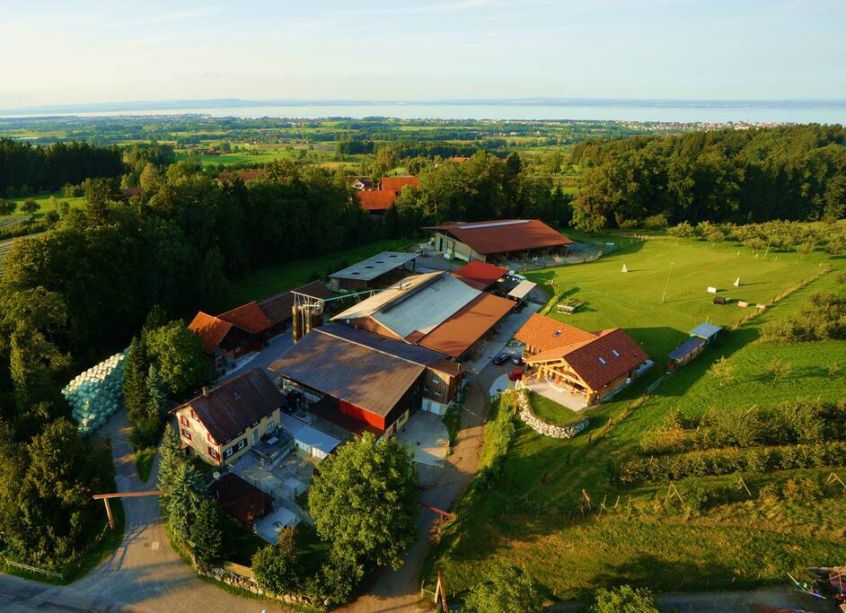 Vogelperspektive vom Haselbachhof
Birds view from the haselbachfarm
