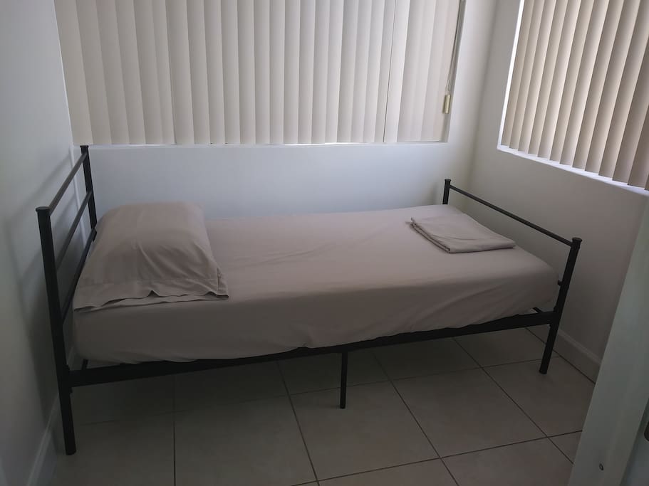 Mini Room 1