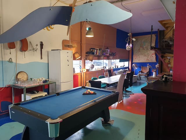 Warehouse appartment spacious industrial workshop