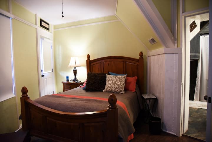 Chumba cha ghorofa ya chini