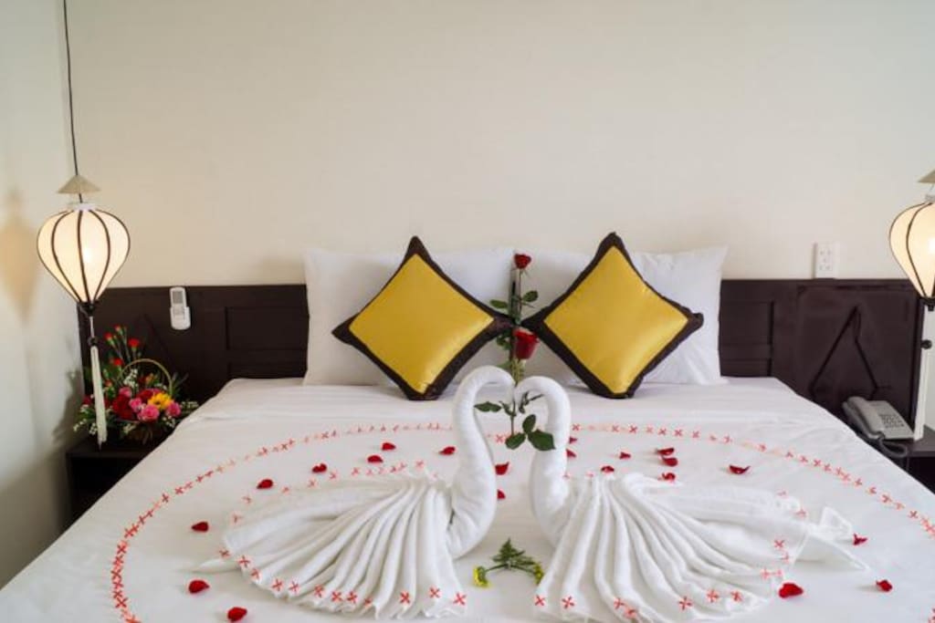 King Size beds with comfy mattress