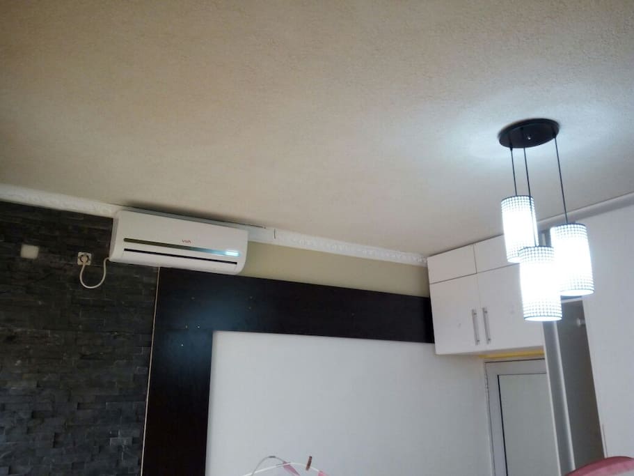 Air conditioning throughout